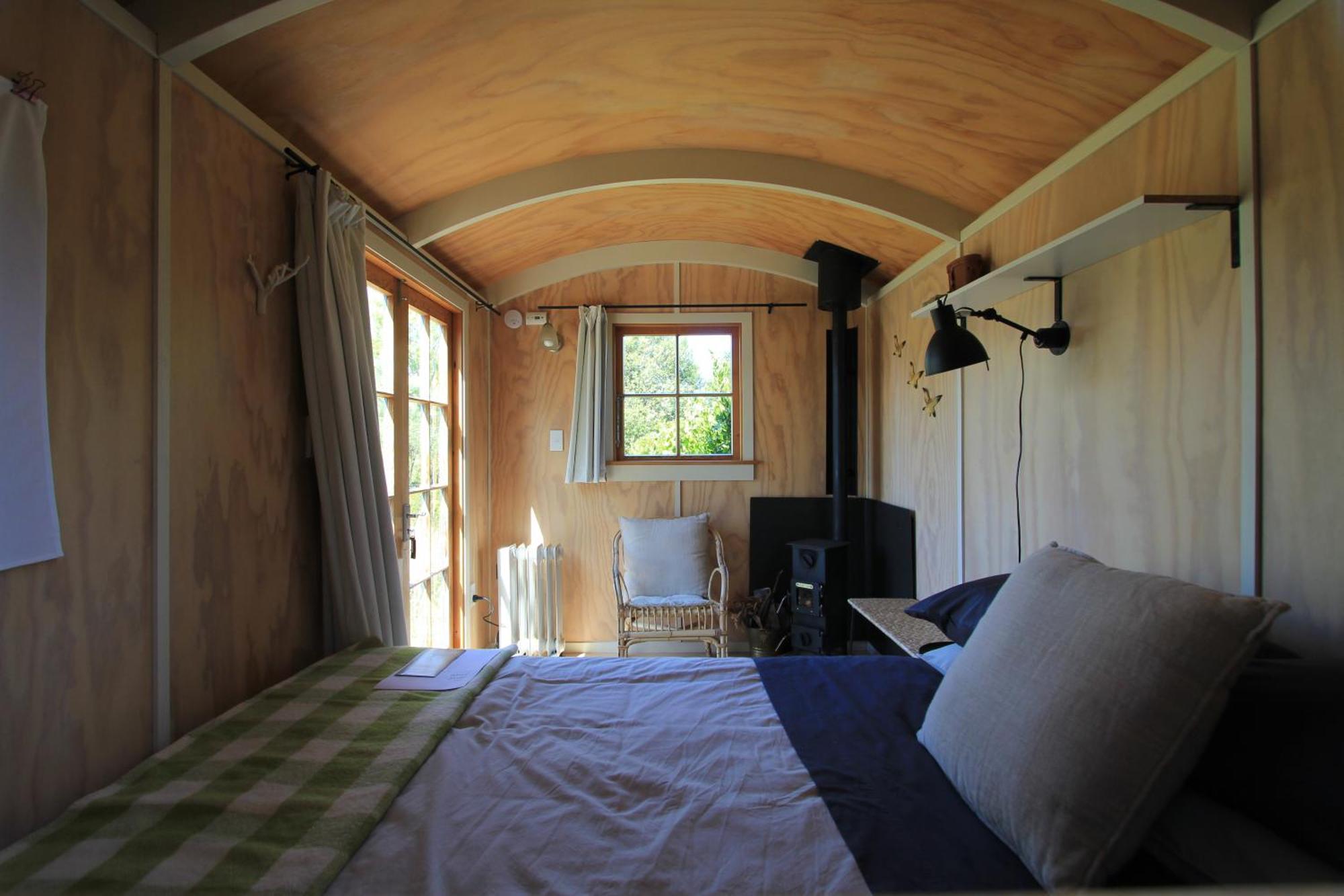 The Bird Hide - Rustic Luxury By The Water Hotel Dunedin Exterior photo