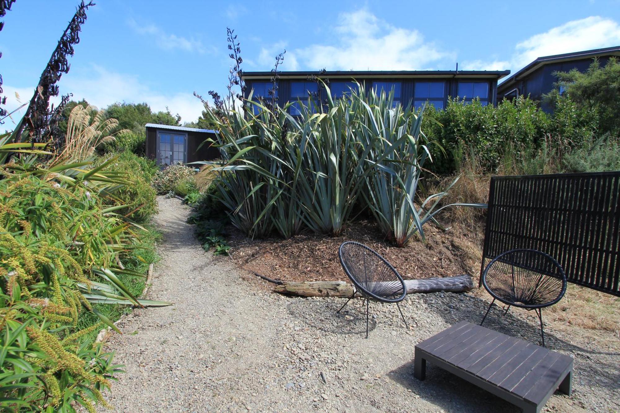 The Bird Hide - Rustic Luxury By The Water Hotel Dunedin Exterior photo